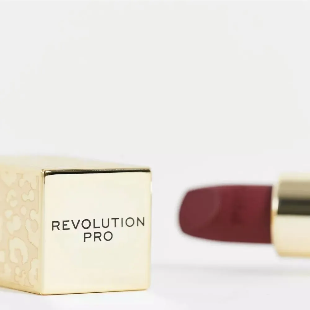 Revolution‎ Beauty Pro New Neutral Satin Matte Lipstick